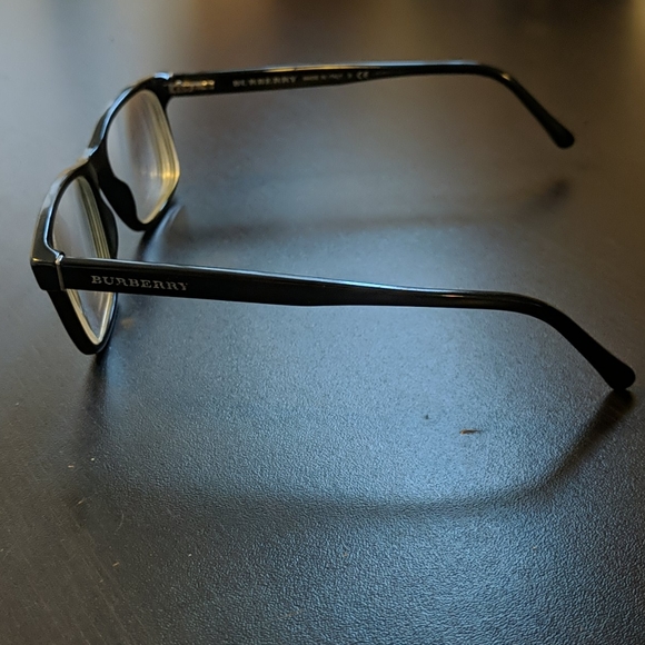 Burberry glasses with -3.25 lenses and case. - Picture 3 of 5